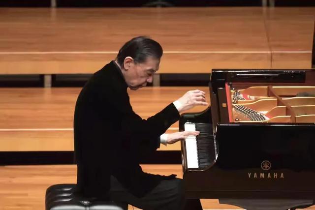 孩子，我虐待了你