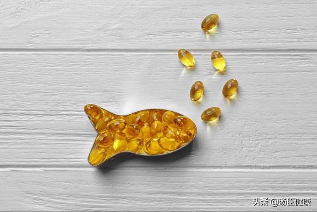 长鸡皮肤的人缺什么