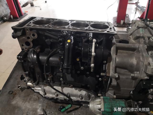 帕萨特1.8t烧机油怎么处理好(14款帕萨特1.8t烧机油解决方案)