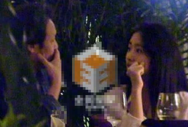 传杨采钰嫁陈金飞:杨采钰陈金飞领证结婚是真的吗杨采钰陈金飞领证结婚具体什么情况