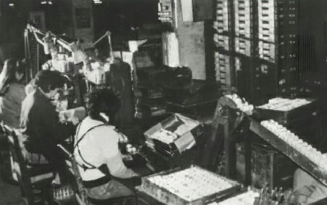 中国锂电池大王：捐美国千万美元称中国穷与他无关，下场令人唏嘘