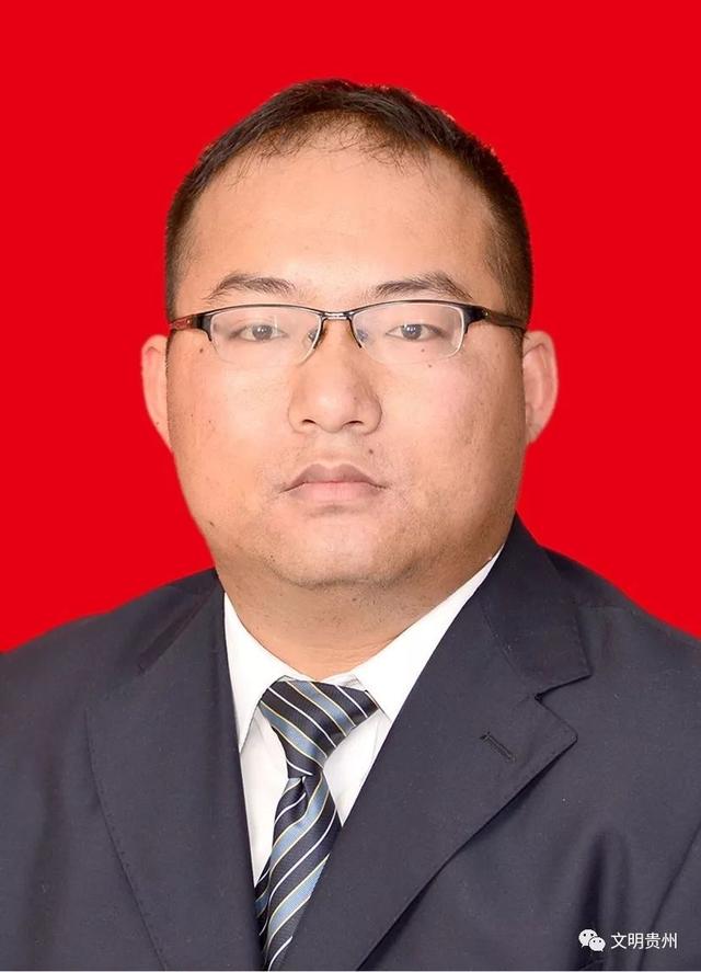 申展宇信息工程大学