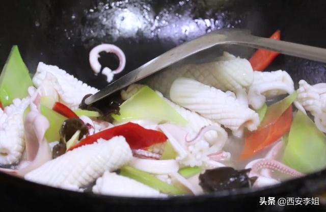 鱿鱼卷的做法 鱿鱼卷的做法（鱿鱼卷的做法视频教程） 美食