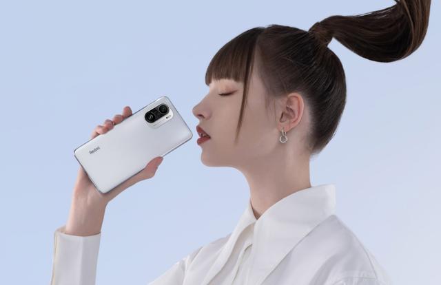 今年买手机容易被误导的四个点，领悟其中的道理，能少花冤枉钱