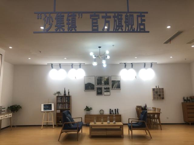 手动破碎机搞笑视频