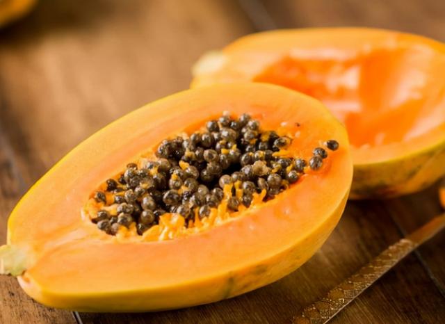 女性过了45岁后，雌激素水平会降低，建议多吃4种食物补充