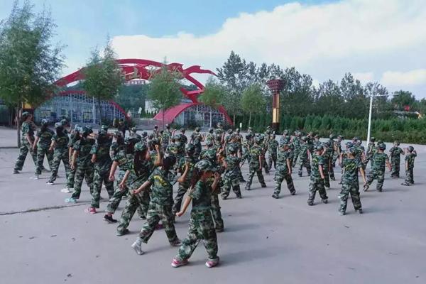 军事化封闭式学校报名热线(全封闭式军事学校)(图17)