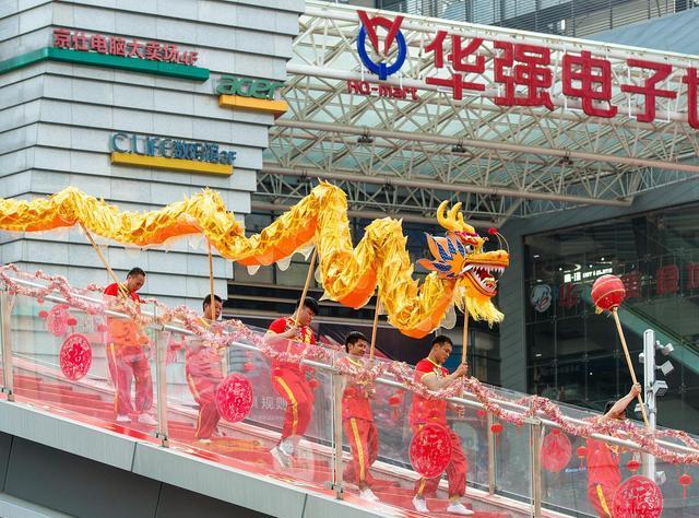 “山寨手机王子”没落：曾拥亿万资产，如今沦落街头，经历了啥？