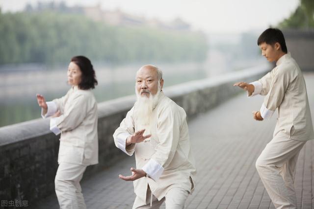 “吃太饱死得早，少吃点更长寿”？是真的吗？科学的靠谱解释来了