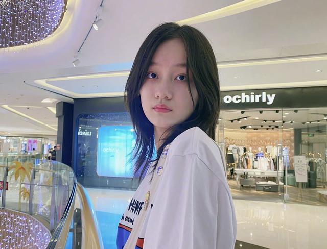 刘楚恬和裴佳欣谁漂亮刘楚恬和裴佳欣谁漂亮合照