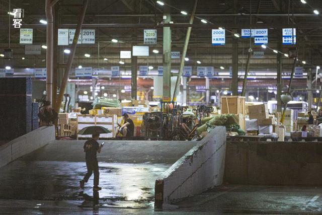 我在全国最大的物流分拣场，上了300个夜班