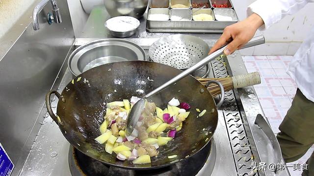 咖喱鸡块