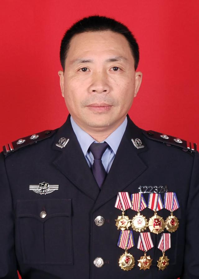 展明高级工程师