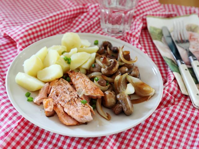 听钟南山院士话常吃三文鱼，挪威人吃法简单又鲜美，值得一试