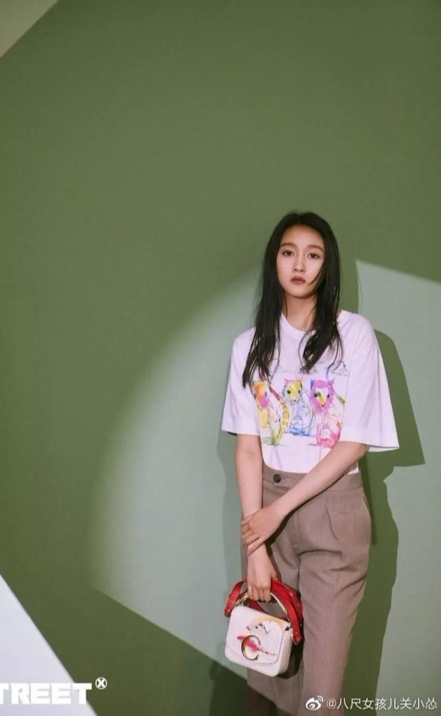 钮祜禄关晓彤(韩国看关晓彤)-天晟网