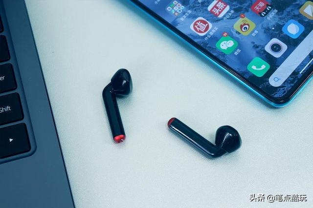 錄音轉文字，高效闖職場：iFLYBUDS lite訊飛智能耳機體驗