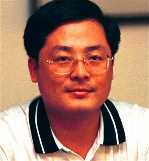 “悲情才俊”袁宝璟：28岁成亿万富豪，33岁娶明星，40岁被处决