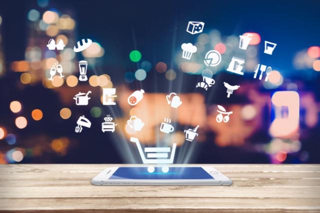 你在赚钱别人在“抢钱”，实体生意难做的“锅”，电商该不该背？