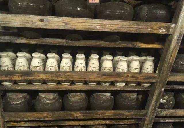 存放了10年的白酒能喝吗？白酒有没有保质期呢？存酒前建议了解下