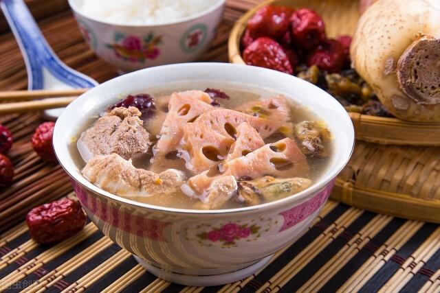 白露到，老话说：白露入秋起，“白食”最养人，老传统太讲究了