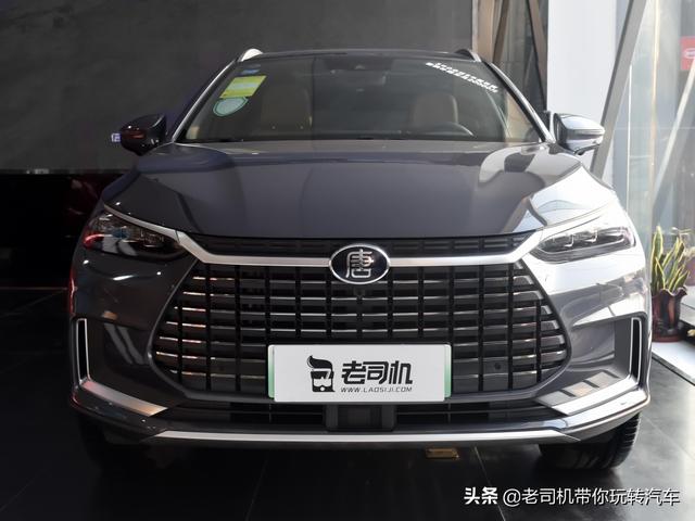 7座四驱SUV，505公里续航半小时充电保养省钱，看比亚迪唐新能源