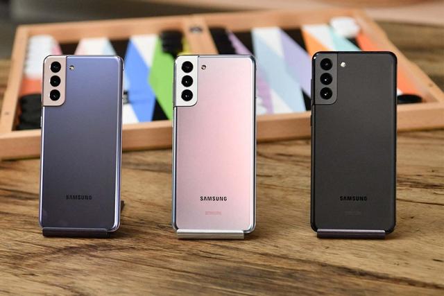 目前最值得入手的三款手机，有你在用的吗？