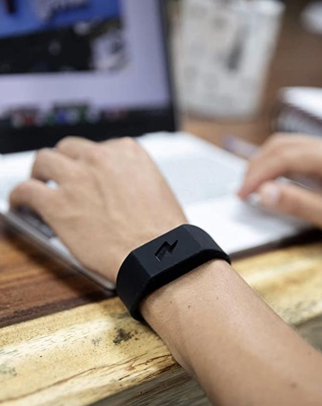 花钱找人扇自己？马斯克转的视频主人现身：被扇后我走上人生巅峰