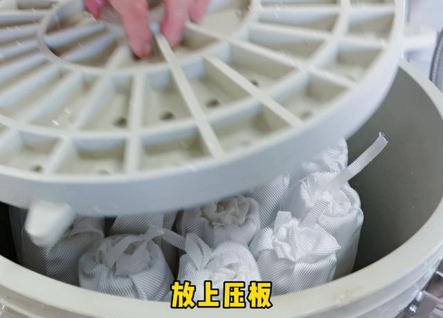 电镀过滤机钛滤芯