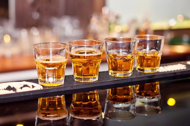 依照中医学的相关经验，当代人喝酒应当注意什么？不妨了解一下