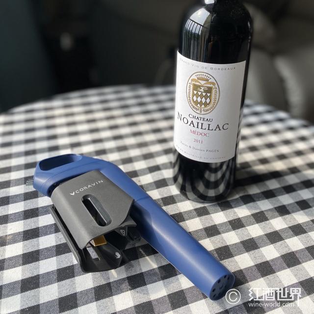红酒工具套装图解用法，提升幸福感的4种葡萄酒小工具，你都认识吗