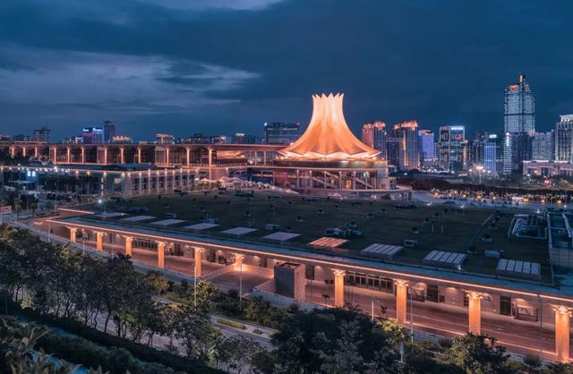 南風窗:廣西又出圈瞭,這次不靠螺螄粉