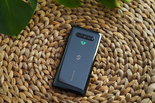 性能强颜值高才能玩得爽 这三款旗舰手机陪你轻松上王者 不容你错过