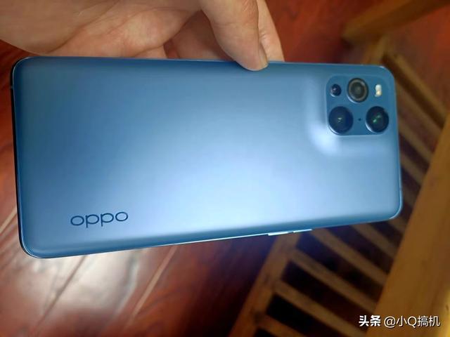 OPPO真香骁龙870手机，LTPO高刷屏+双主摄+无线充电，已降价1000