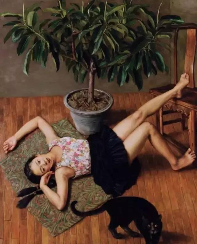 静物前的姑娘