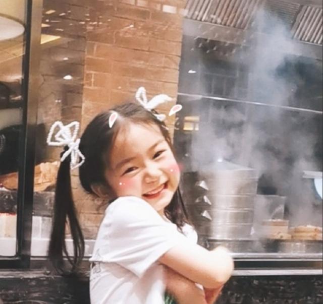 5G冲浪袁咏仪！坦言很想认识戚薇和lucky，说出原因逗笑众人