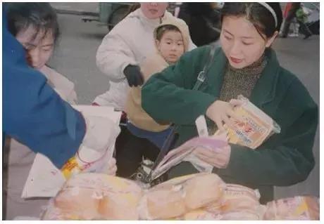 桃李面包吴志刚：60岁创业撑起百亿面包帝国，如今却被新消费击溃