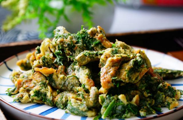 它是湿气“最怕”的一道菜，营养美味，润燥去湿，隔三差五吃一次