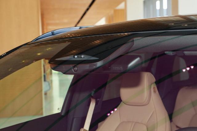 家用、运动两不误，续航610km，零百加速4.7秒，解析蔚来ES6