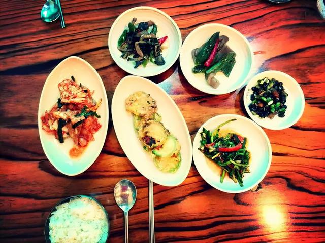 三餐规律可养胃，但早餐、午餐、晚餐究竟几点吃最好？有答案了