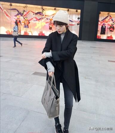 韩国女生冬季服装搭配技巧 简约大衣穿搭也洋气 太阳信息网