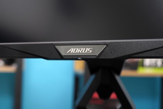 技嘉AORUS FI32U電競顯示器評測：4K+144Hz的高分高刷屏