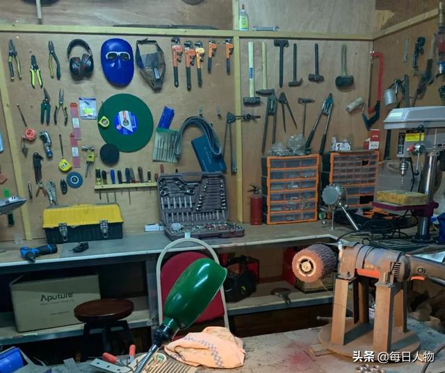 破碎机啃不动秤砣跟铁球视频
