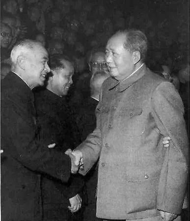 李四光简介:48年前的今天，帮中国造出原子弹，找到石油的科学家李四光逝世