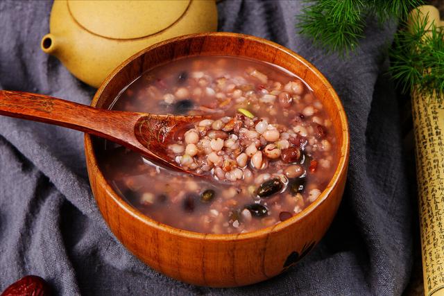 秋分过后，5种食物要多吃，营养滋补防秋燥，全家安稳过深秋