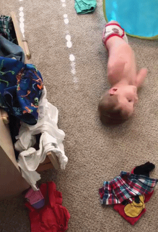 B超婴儿无四肢，18岁妈妈拒绝堕胎，冒险生子，把孩子养成男子汉