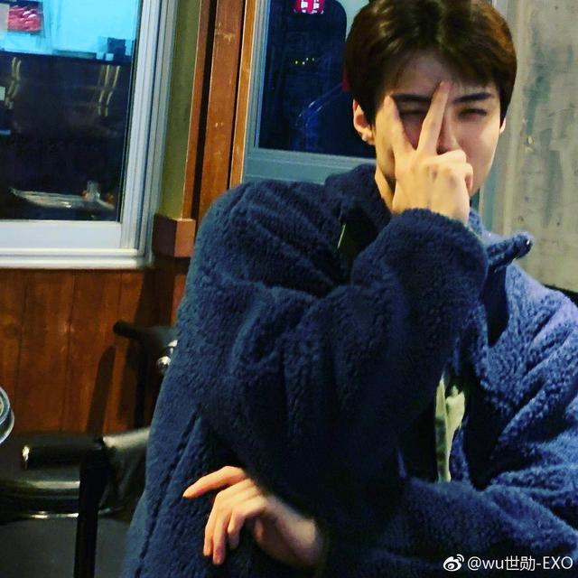 「记者曝光」吴世勋的吊多大(吴世勋视频名场面)