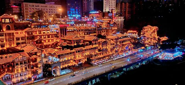 苏州、武汉和重庆争夺中国第五城，谁优势更大？