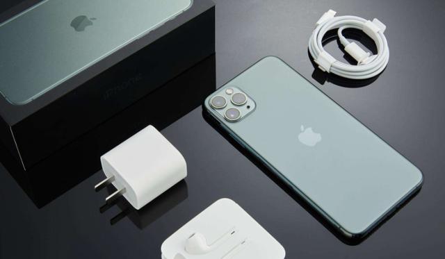 它们都向苹果手机“学坏”了