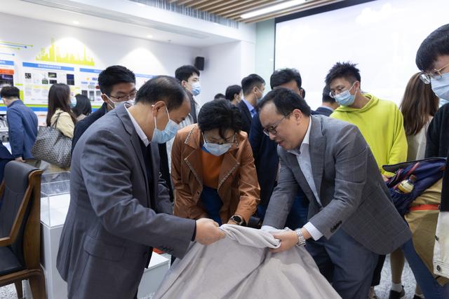 为了玩转一块“布”四位不同领域的高校教授合伙“创业”了