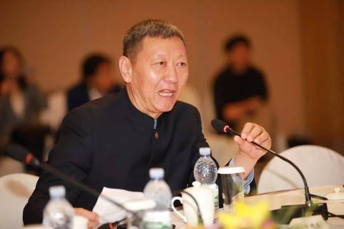 最悲催者牛根生，从小被卖50元，被伊利赶走创建蒙牛帝国